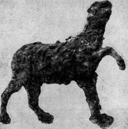 Аквалангисты нашли эту прекрасную древнеримскую скульптуру животного (до очистки).