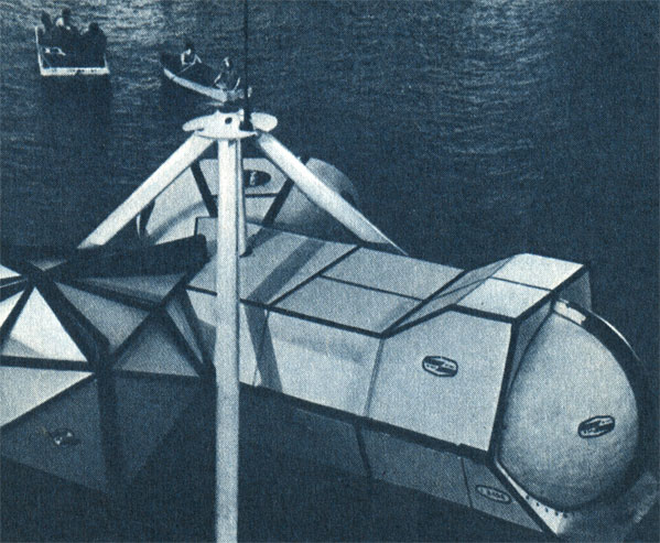 Установке подводной декорации 'Станция Дейтерий-1010' (кинофильм 'Акванавты') предшествовали месяцы напряженной работы. Двадцатитонная декорация готова к погружению